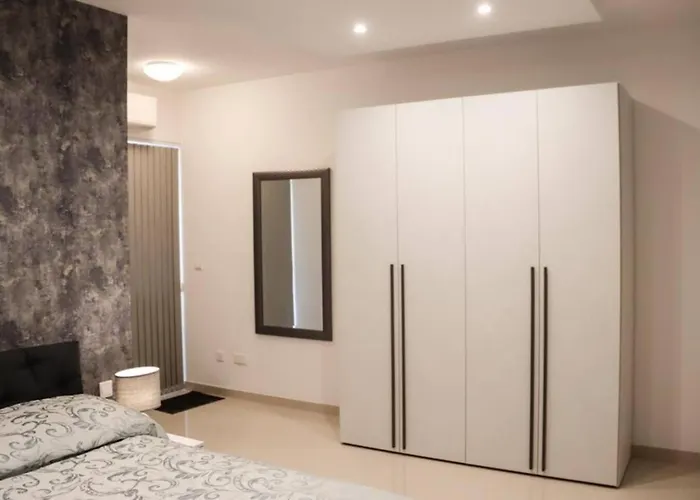 Amazing 2bed Ghadira! By Homely