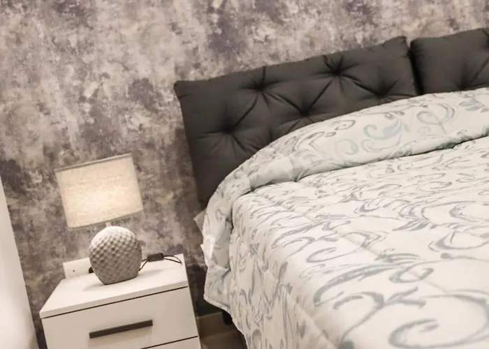 Amazing 2bed Ghadira! By Homely Διαμέρισμα